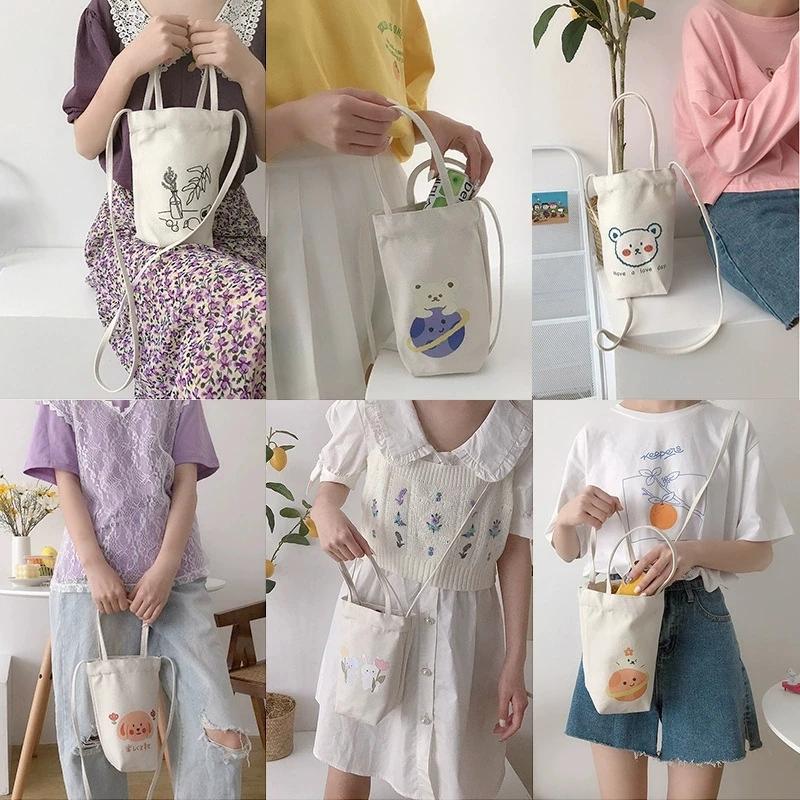 Canvas Bucket Kleine Tote Tas, Schattige Carto Mini Crossbody Tassen voor Vrouwen Meisjes om Mee te Nemen, Waterkoker, Waterbeker, Paraplu, Phe Tas