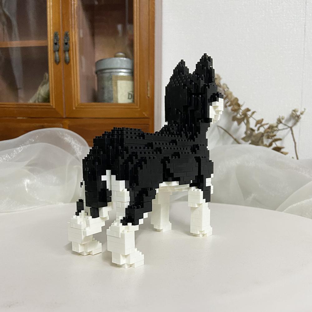 Cute Mini Blue - Eyed Husky DIY Micro Mini Building Blocks - Multiple Styles of Husky, Poodle, Bull Terrier for Holiday Gifts