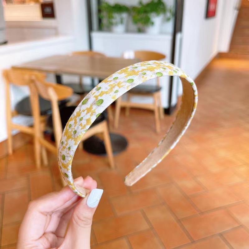 

Корейская ретро-повязка на голову с цветочным узором в клетку: Универсальный аксессуар для женщин на открытом воздухе во французском стиле