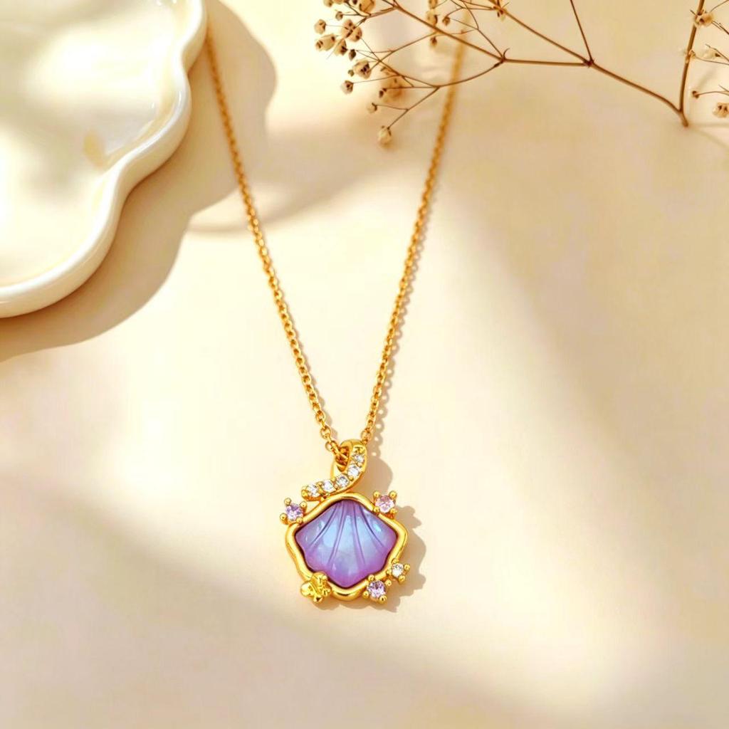Elegant Cat Pendant Necklace: Fresh Design with Micro-Set Zircons for Women - Light Luxury & High-End Feel; Perfect Clavicle Chain Accessory.