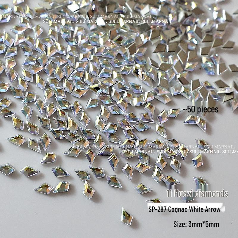 

Украшения для ногтей: Коньячные и белые драгоценные камни неправильной формы, 50 штук