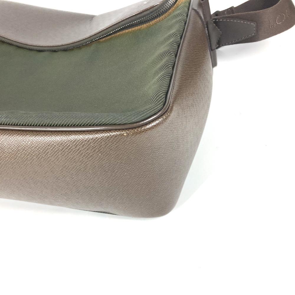 Louis Vuitton M30868 Taiga  Crossbody Bag Messenger Bag Shoulder Bag