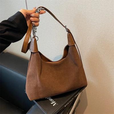 Retro Frosted Damstor Väska Höst och Vinter Ny Stor Kapacitet Axelväska High-end Textur Pendling Crossbody-väska