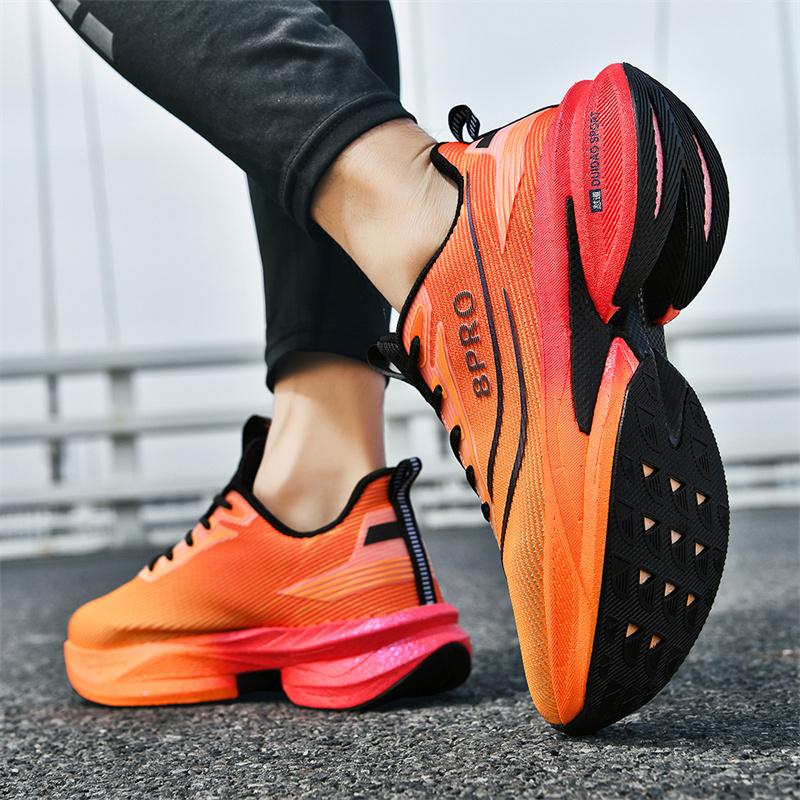 Men Sports Running Shoes Breathable Laced Lightweight Sports Shoes Men Comfortable Wear-resistant Anti-slip Casual Men Shoes