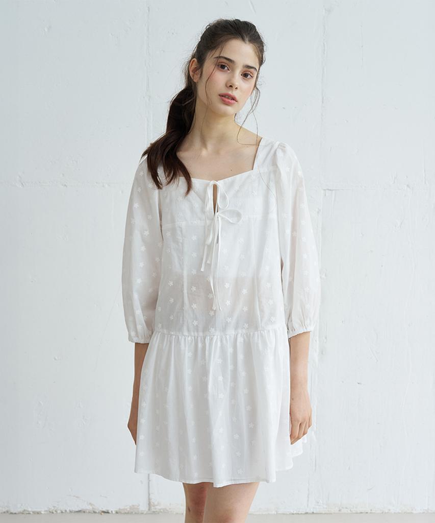 Bember Flower Embroidery Ribbon Tie Dress_White