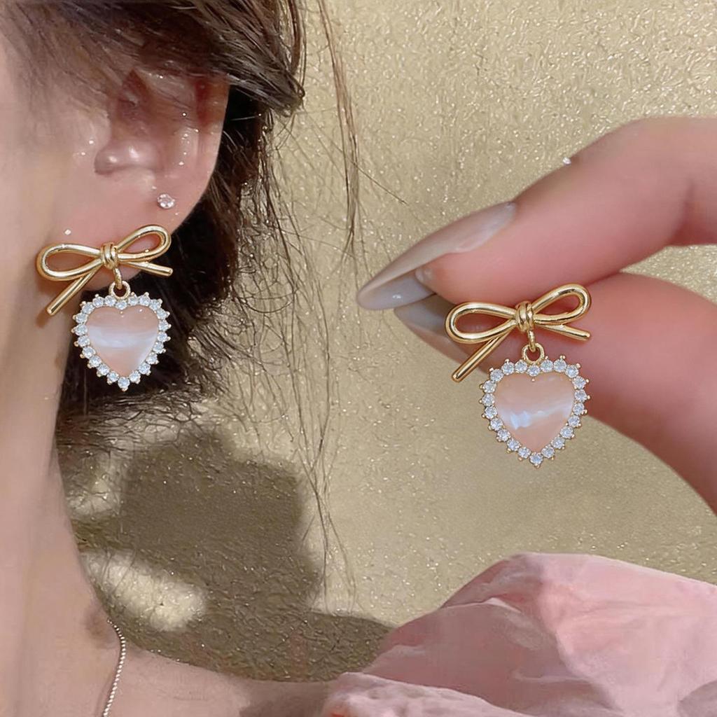 Silver Needle Rhinestone Cat's Eye Heart Bow Earrings - Luxurious Sweet Versatile Studs for Women