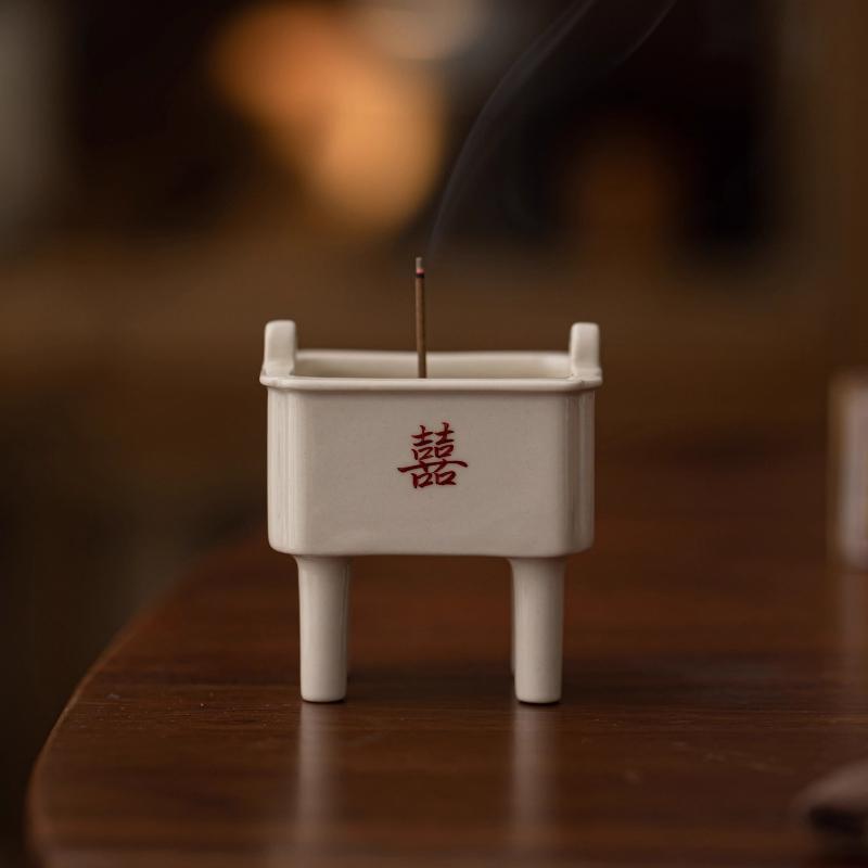 

Plant ash handwritten furnace ceramic small line fragrant plug base household sandalwood agarwood aromatherapy furnace