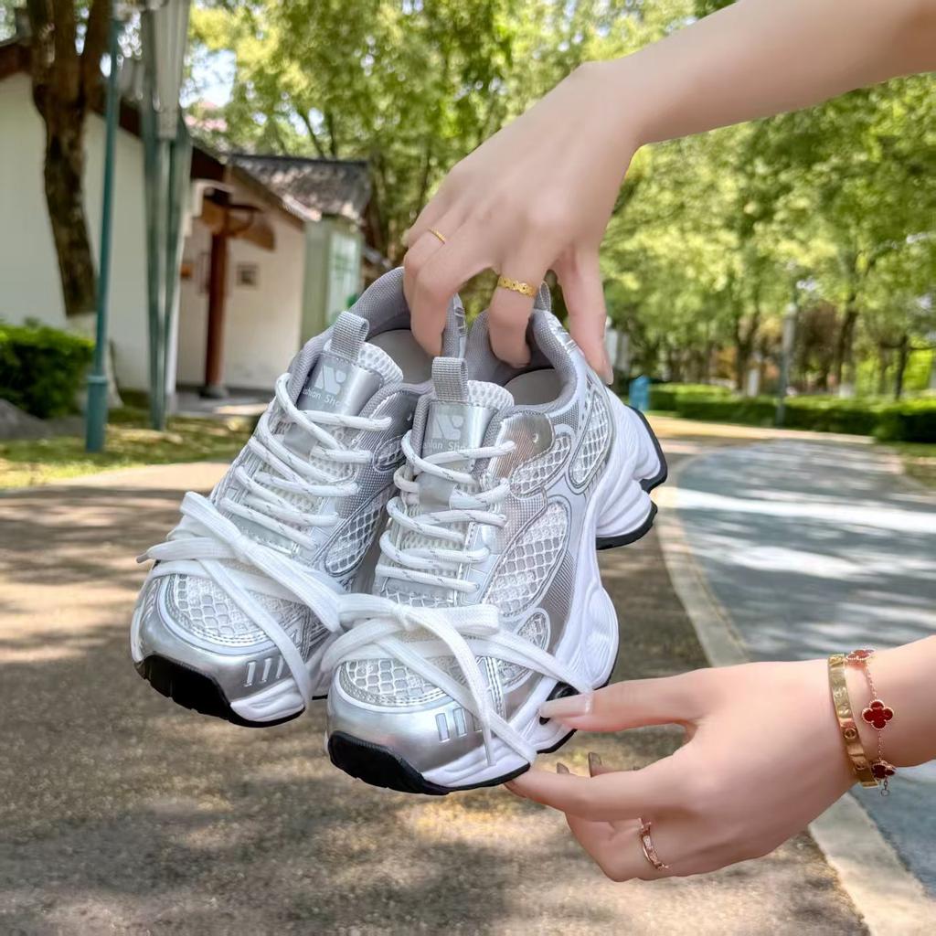 Mesh shoes new fashion casual sports shoes trendy women's shoes thick sole color matching hollow breathable summer