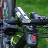 Wasserdichte Rennrad-Frontlampe Leistungsstarker Fahrrad-Frontscheinwerfer USB-aufladbares Fahrradlicht Einfach zu installieren