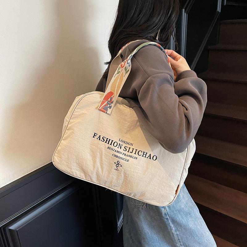 2025 summer new foreign style texture simple large capacity bag fashion trend casual women shoulder tote bag