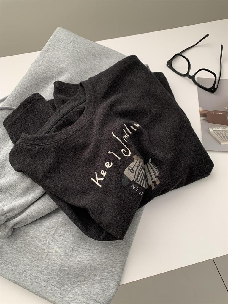 Women's Plus Size Dark Grey Little Horse Print Velvet T-Shirt - Warm Brushed Base Layer for Autumn/Winter