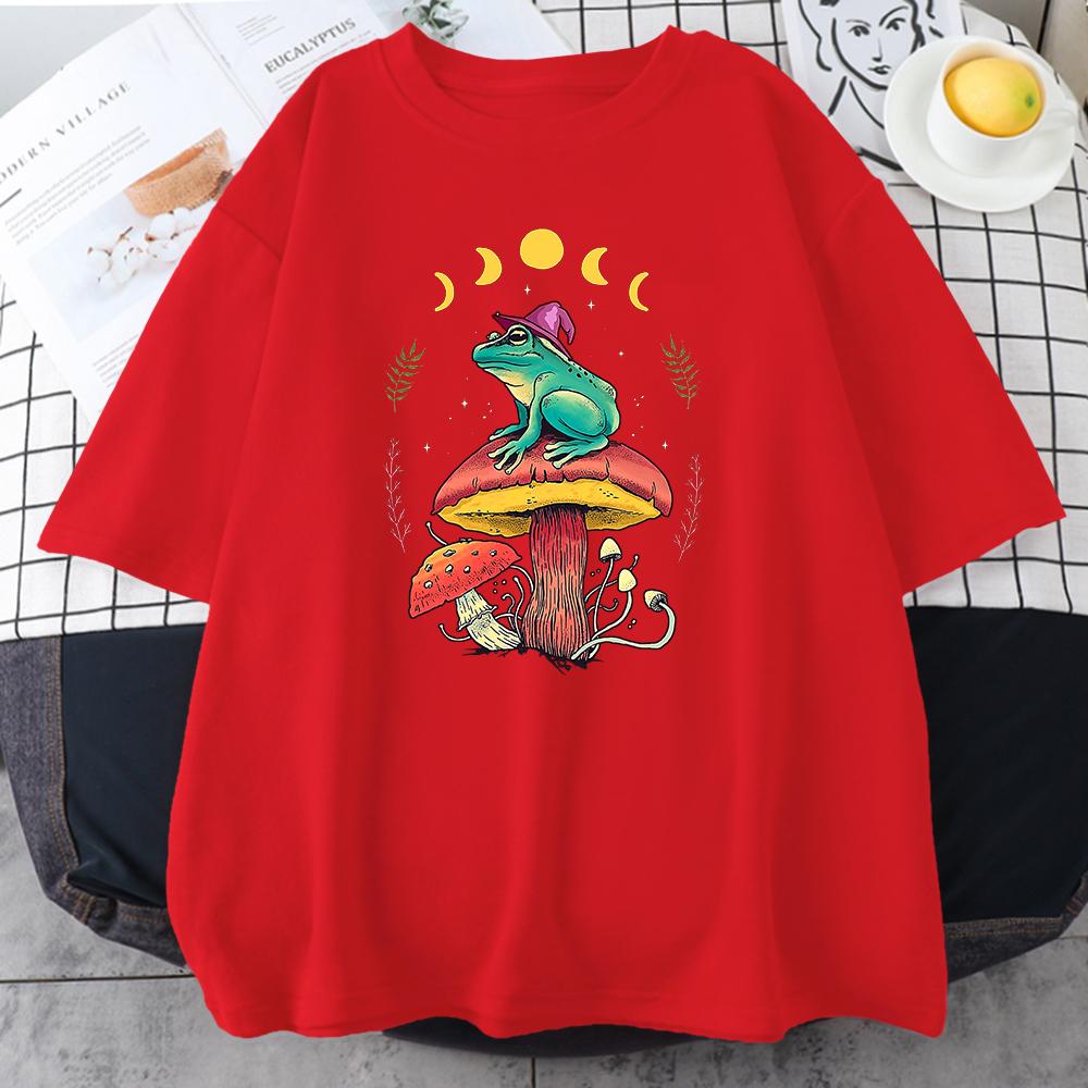Cottagecore Aesthetic Goblincore Frog Wizard On Mushroom Mens Short Sleeve All-math Vintage Tops Personality Male Cotton T-Shirt