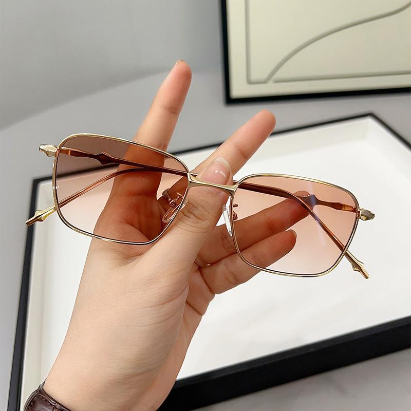 

JYL TS Small Frame Sunglasses Women UV Protection Style YH9526 A-8552 рожевими мереживами кольору