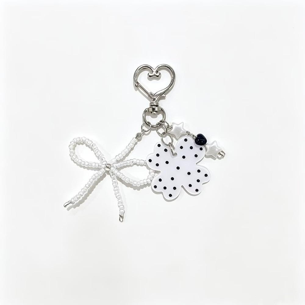 Heart Shape Bag Charm Beaded Bow Heart Pendant Aesthetic Four Leaf Clover Keychain  Daily Use