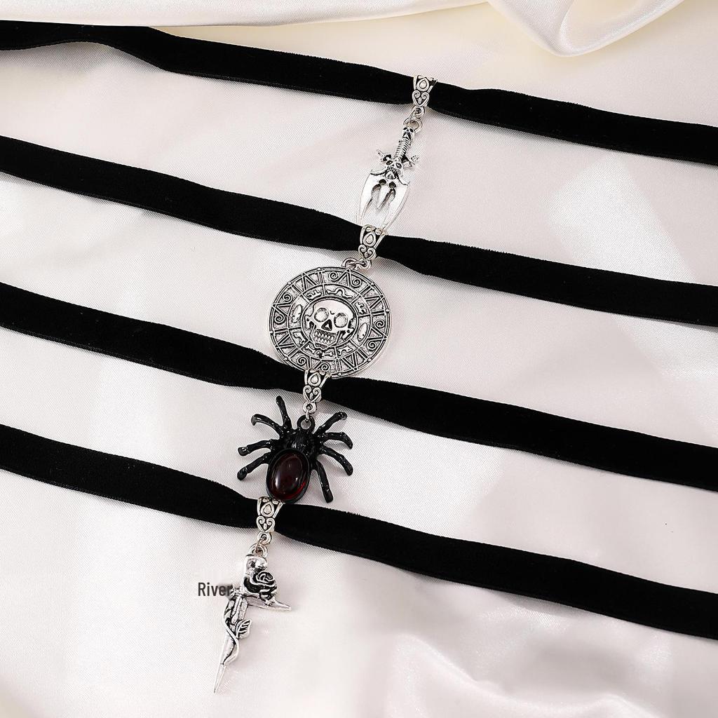 Creative Velvet Snake-Shaped Flower Collar Necklace - Black