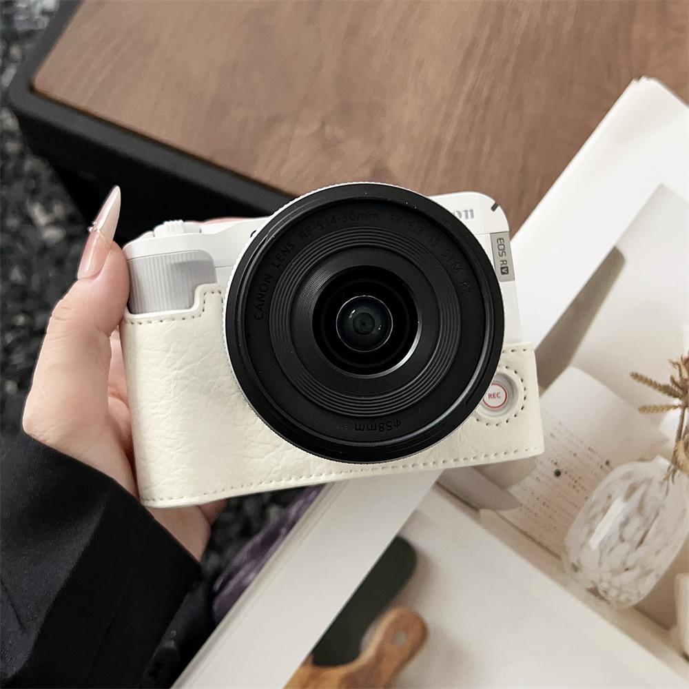 Handgefertigte Kamera-Halbtasche für Canon EOS R50V mit Bodenöffnung für Akkuwechsel, Gehäuseabdeckung aus PU-Leder