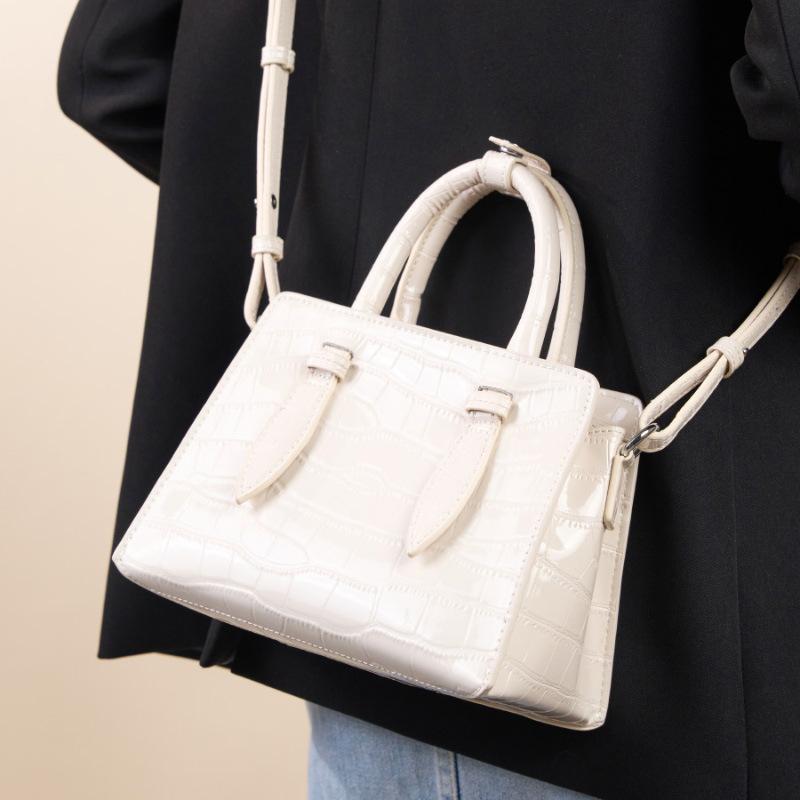 Genuine Leather Handbag New Fashionable Women's Small Square Bag French Simple Niche Popular One shoulder Crossbody Bag