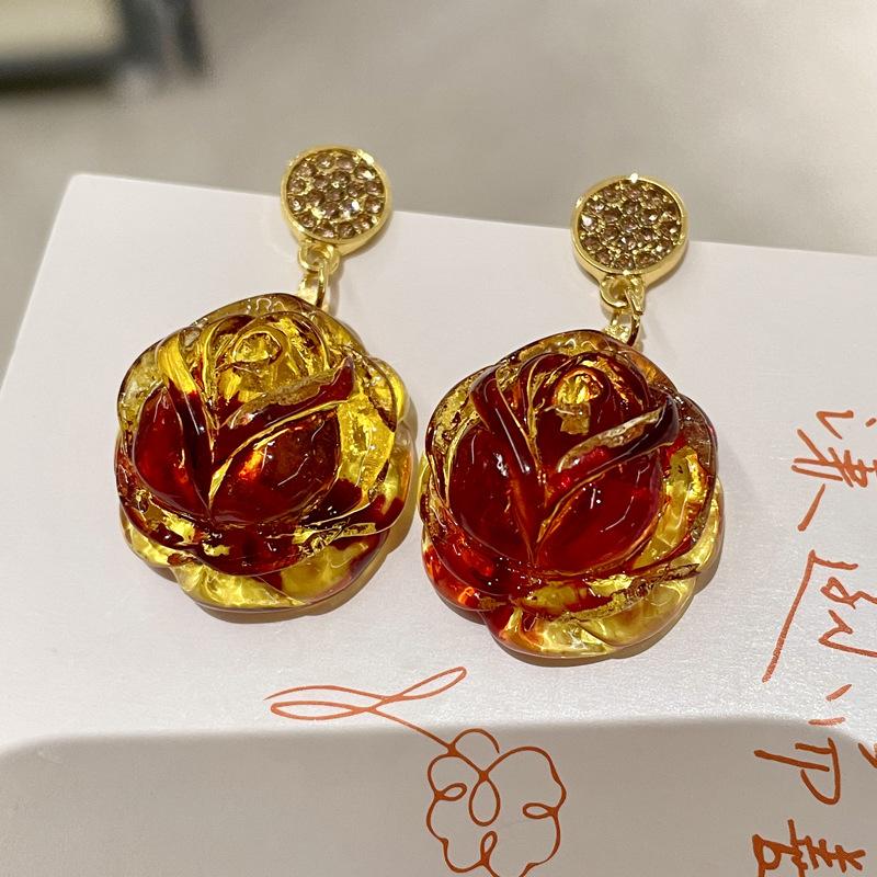 Natural tiger's eye stone series stud earrings for women Maillard exquisite retro earrings niche light luxury high-end temperament earrings