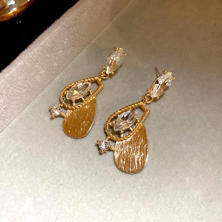 Water Drop Zircon Hollow Jewelry Set Minimalist Luxury Fashion Necklace Earrings