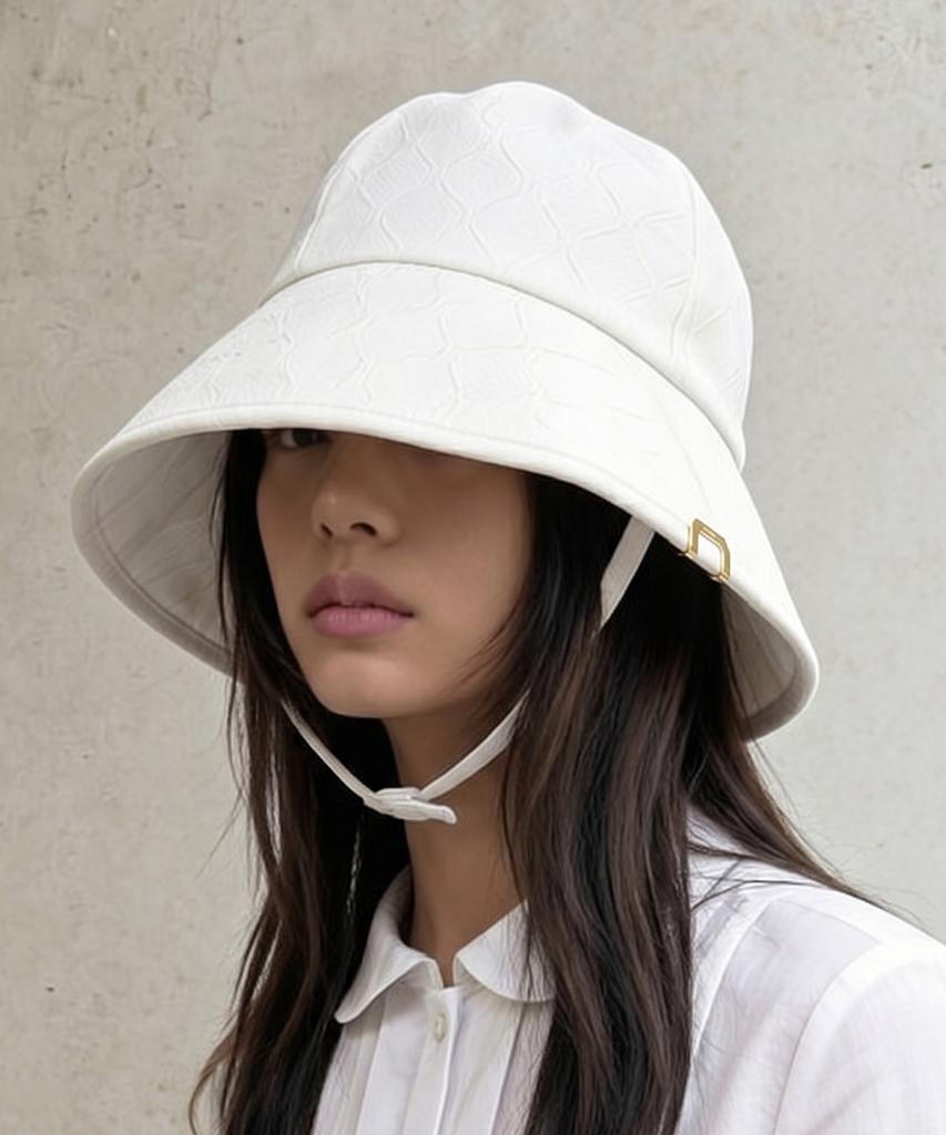 Eondeokeonteulolseutyudio Detachable Strap Bucket Hat Strap Bucket / Flower Pattern / Deep Milk