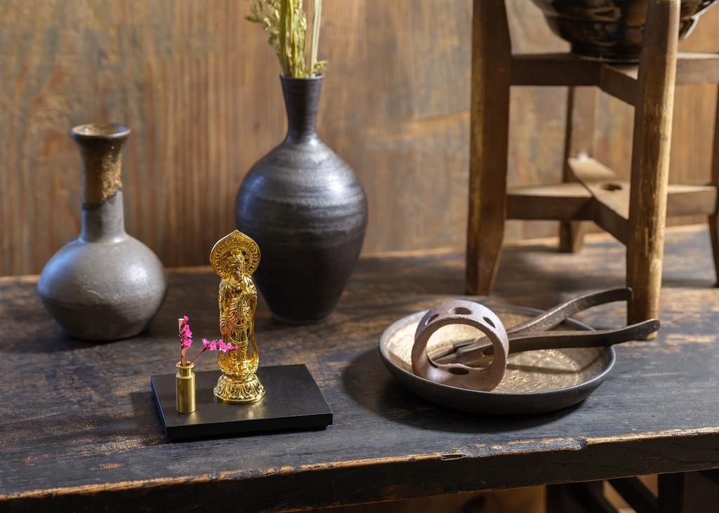 Buddhist statue of Shokannon Bodhisattva, 10cm (gold plated24k gold), sculptor: Shuun Makita, model: "Tendai, Shingon, Rinzai sects", Takaoka