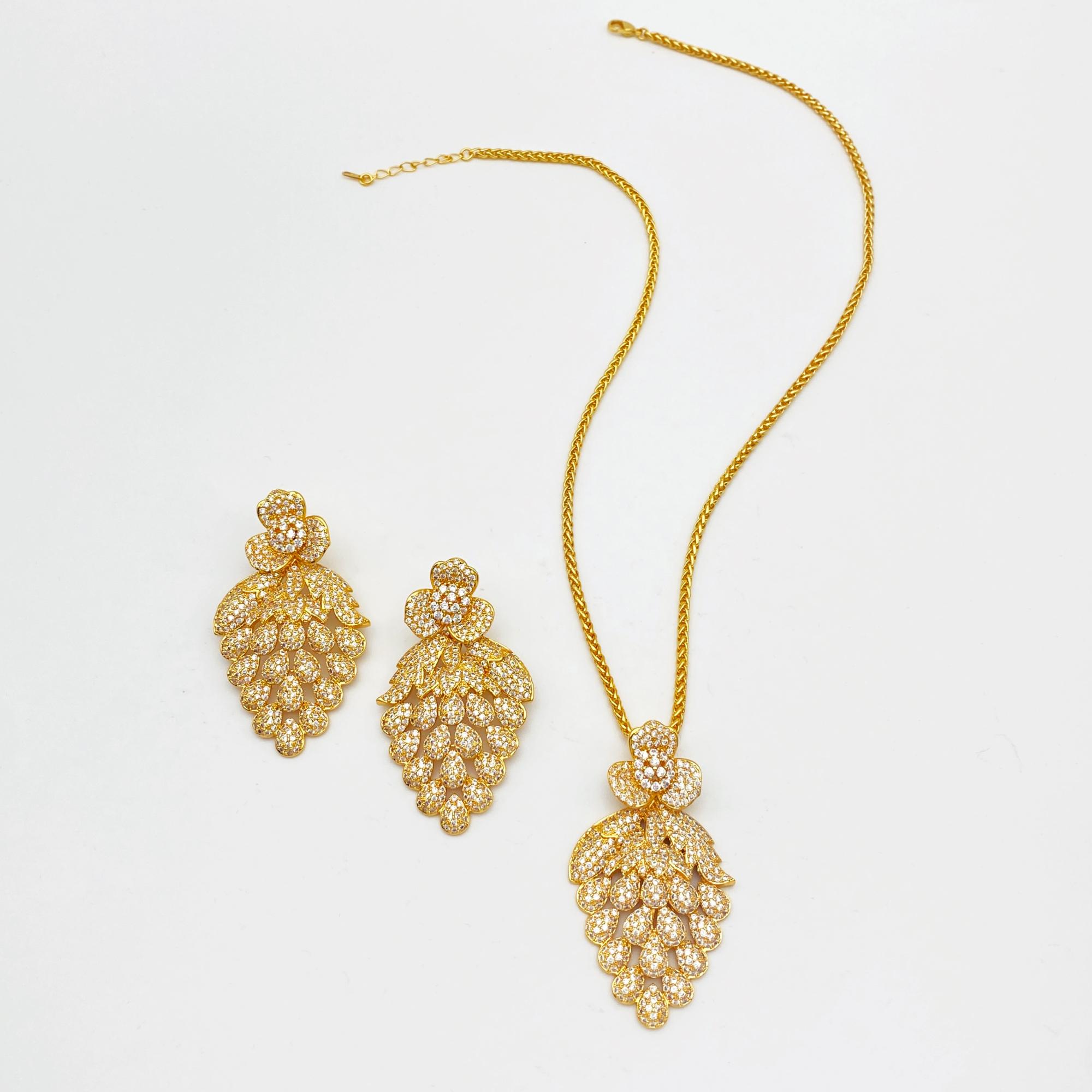 

Набор из 2 предметов Flora Белый цирконий Свадебные украшения Роскошное ожерелье и серьги Алжир Женские украшения с дизайном в виде листьев из циркония resizable&45cm&Gold-color золотой