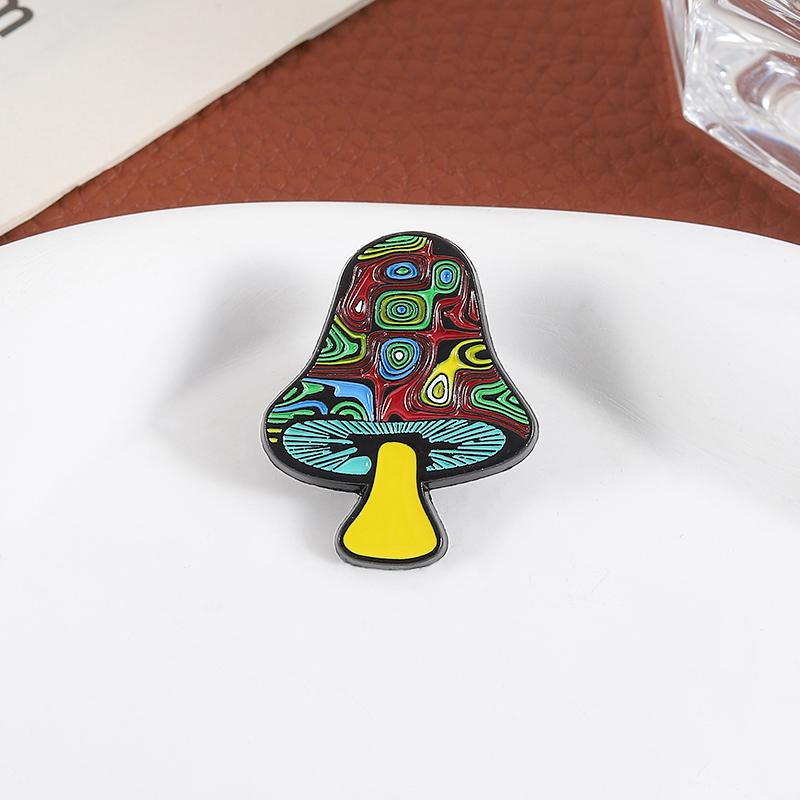 Abstrakte Bunte Pilze Emaille Anstecknadeln Kundenspezifische Lustige Pilze Broschen Reversabzeichen Kleidung Pflanzen Schmuck Geschenk für Freunde