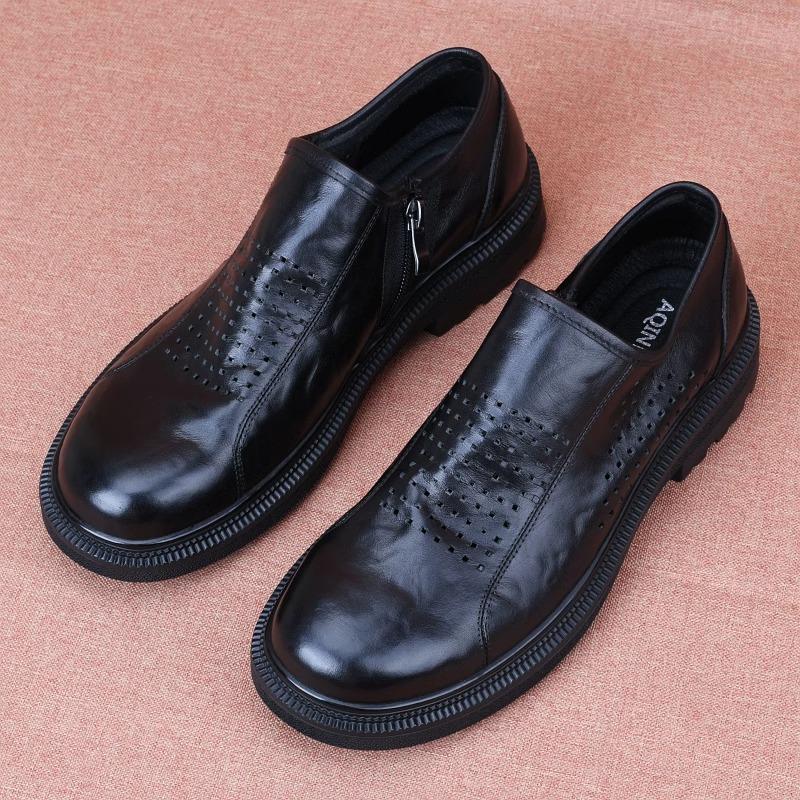 Leather hollow men's shoes breathable casual punched leather shoes men's first layer cowhide soft sole soft leather single layer shoes