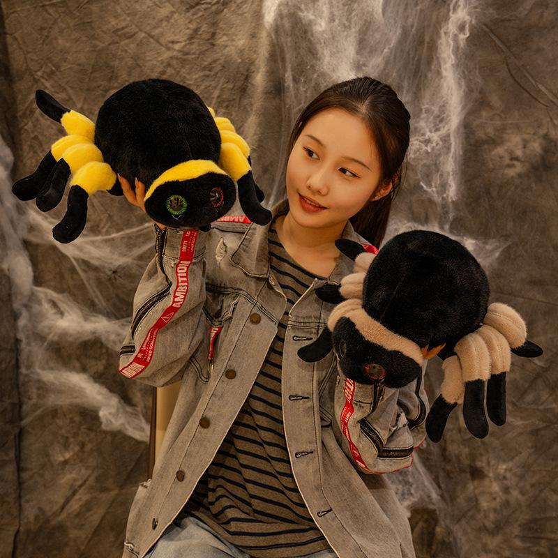 

Stuffed Simulation Spider Plush Toy Soft Furry Insect Huggable Black Spider Cute Trick Props Funny Doll Great Holiday Gift 20cm