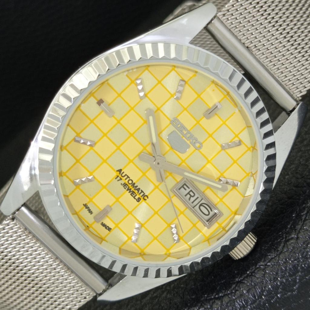 

JAPAN VINTAGE REFURBISHED SEIKO 5 AUTOMATIC MENS YELLOW DIAL WATCH a440334-4 Sk-a440334