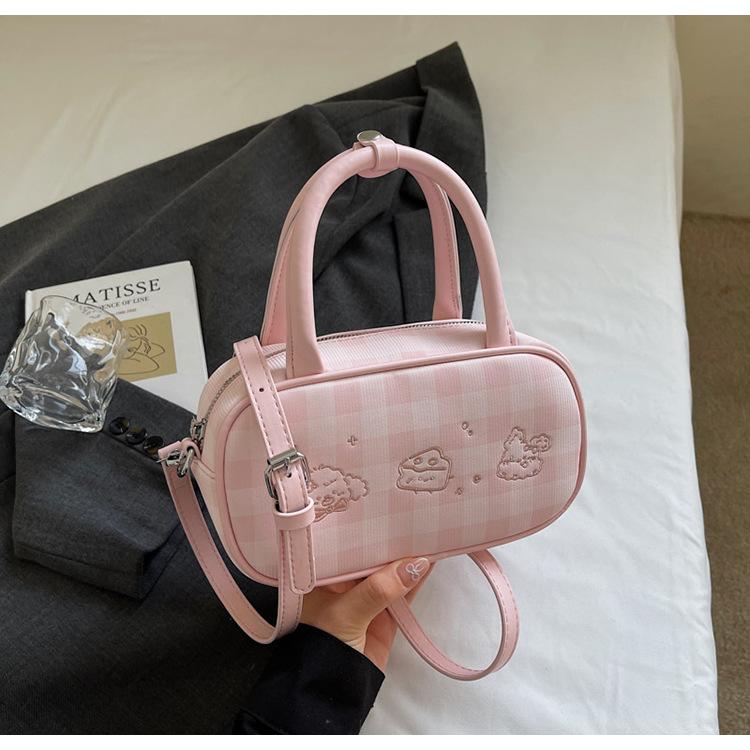 Cute Plaid Portable Boston Bag Women 2025 New Niche Design Messenger Bag Korean Version of Foreign Style Shoulder Bag Tide