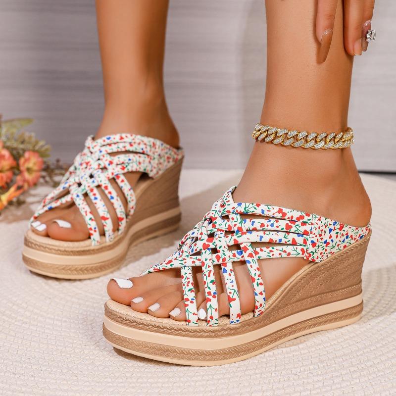 

Fashion Fashion 2025 Open Toe Women s Slippers Summer New Outdoor Printing Casual Plus Size Narrow Band Best Seller Platform Slippers 45
