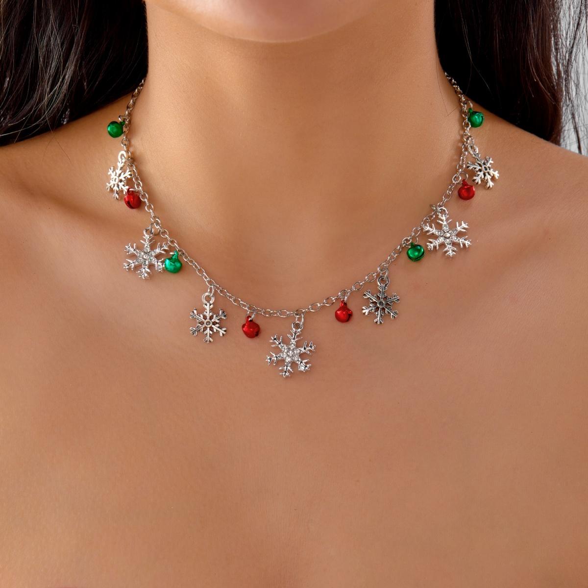 

Christmas Rhinestone Snowflake Red Green Bell Fringe Pendant Bracelet Xmas Snow Flower Bangle For Women Men Holiday Jewelry Gift