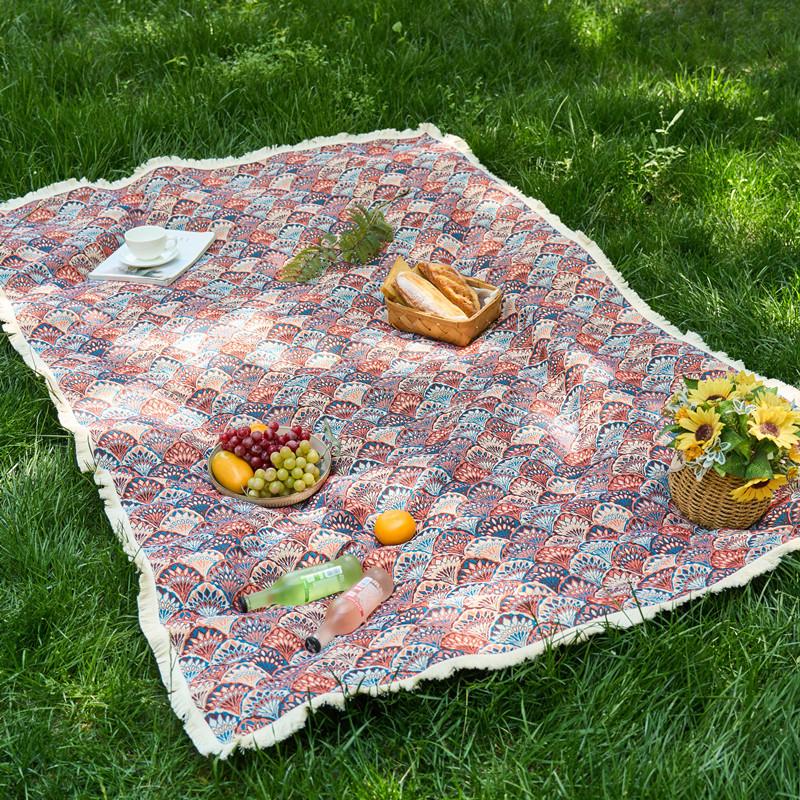 Wind Polyester Cotton Color Woven Jacquard Plant Flower Fringed Tablecloth Rectangular Outdoor Camping Picnic Mat Photo