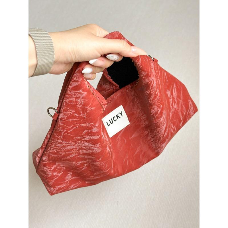 

Технология водонепроницаемая новая сумка-пельмень высококлассная бархатно-красная сумка нишевый дизайн портативная женская сумка красный