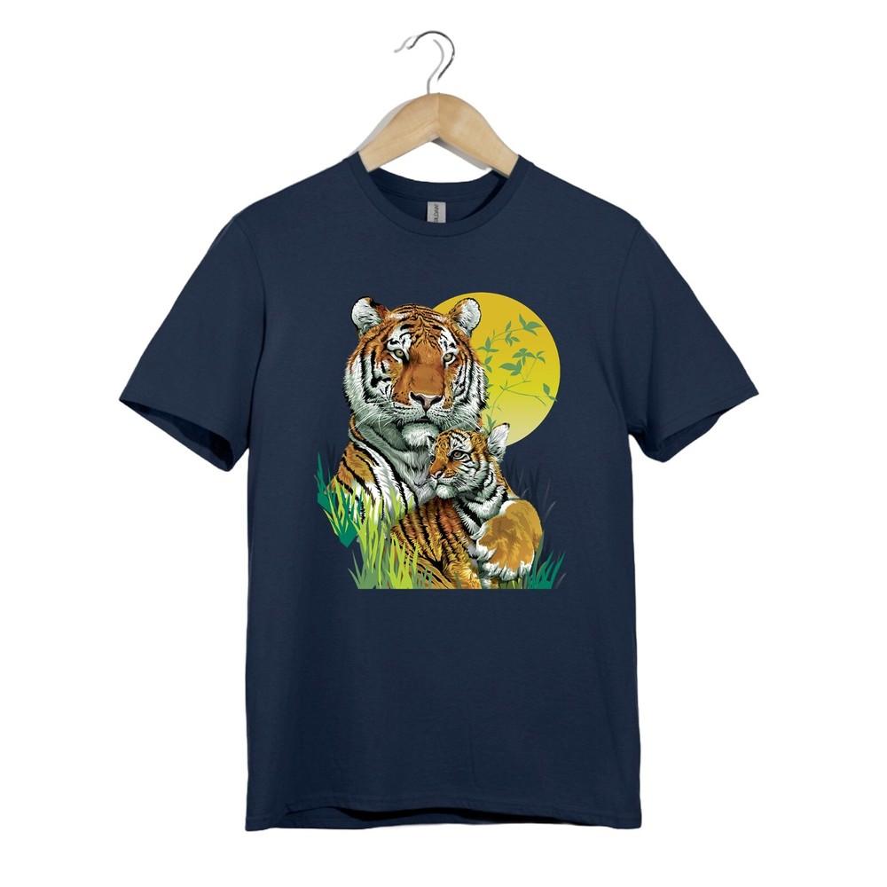 Tiger und Junges T-Shirt – Wildtier-Grafik-Tee mit Dschungel-Naturkunst