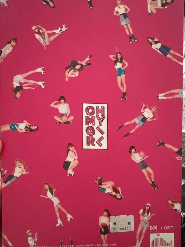 OH MY GIRL Secret Sale Autographed Album Used
