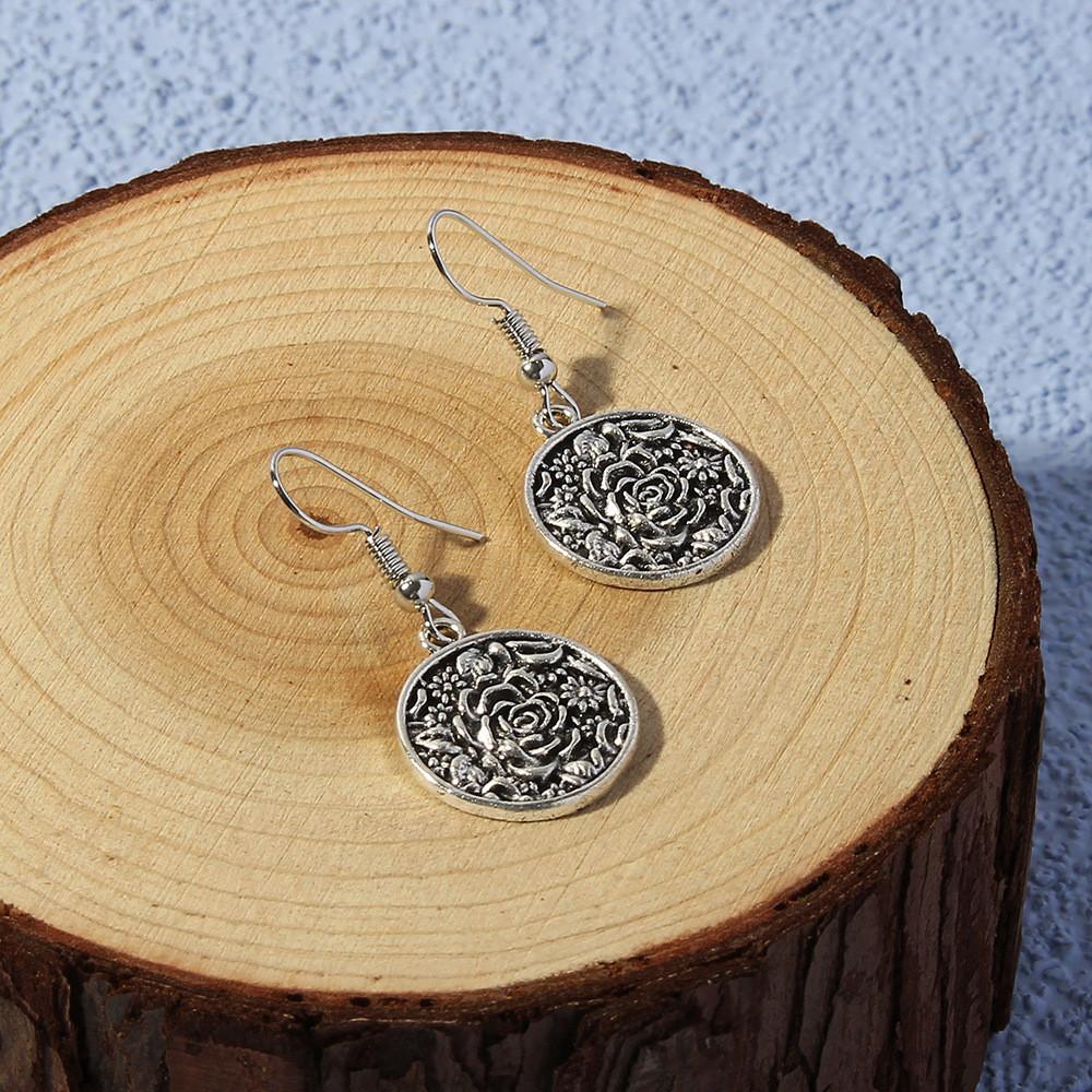Stylish Drop Metal Earrings With Vintage Flower Pattern For Festive Occasions