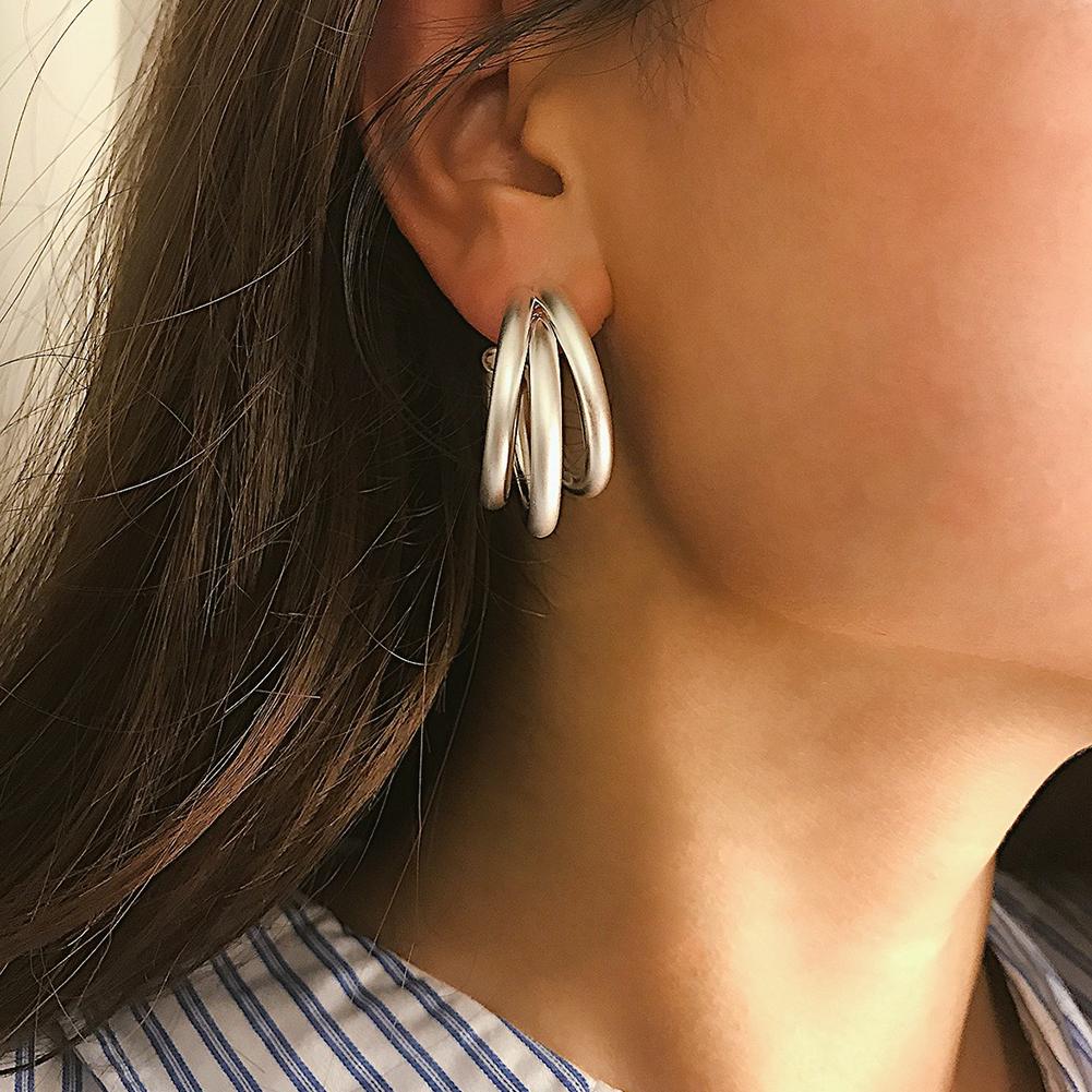 1 Pair Women Retro Simple C-shaped Ear Studs