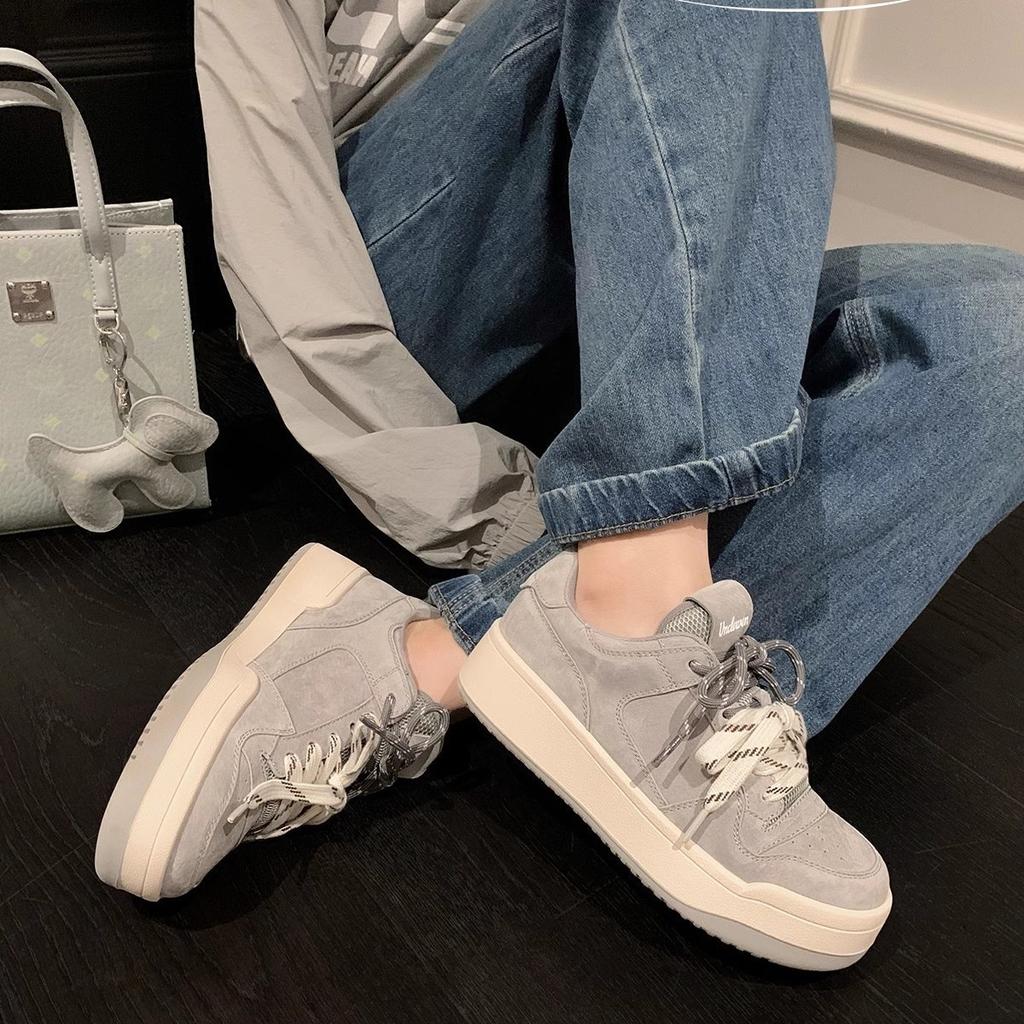 Shoes women's 2025 spring new versatile platform white shoes sports and leisure board shoes niche retro moral training shoes