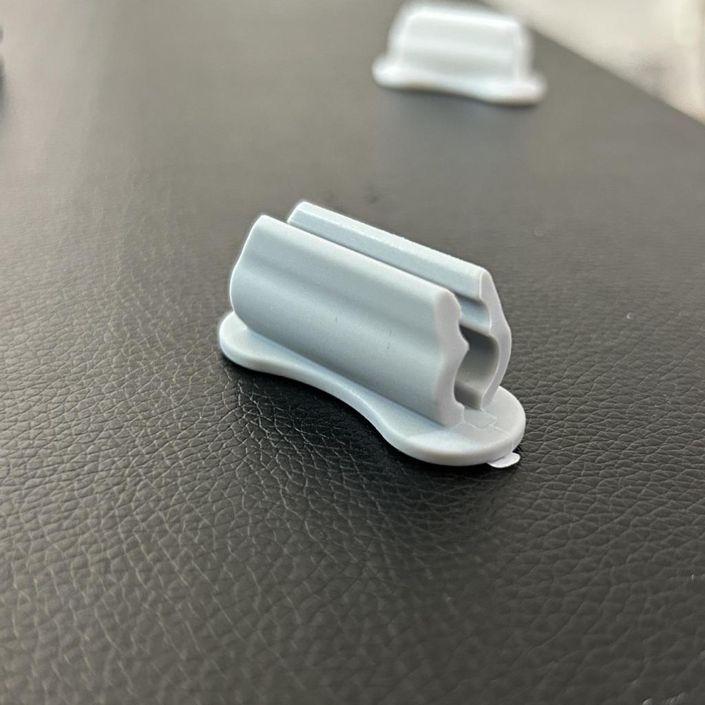 Dual-use Pen Holder for Desk and Wall - Suitable for Pencils, Markers, and Clips