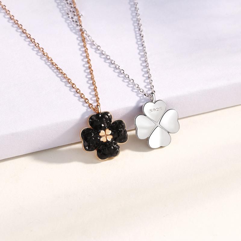 Four-leaf Clover Necklace Women's Niche Exquisite Fashion Light Luxury High-end Feeling Full of Diamonds Four-leaf Clover Pendant Necklace