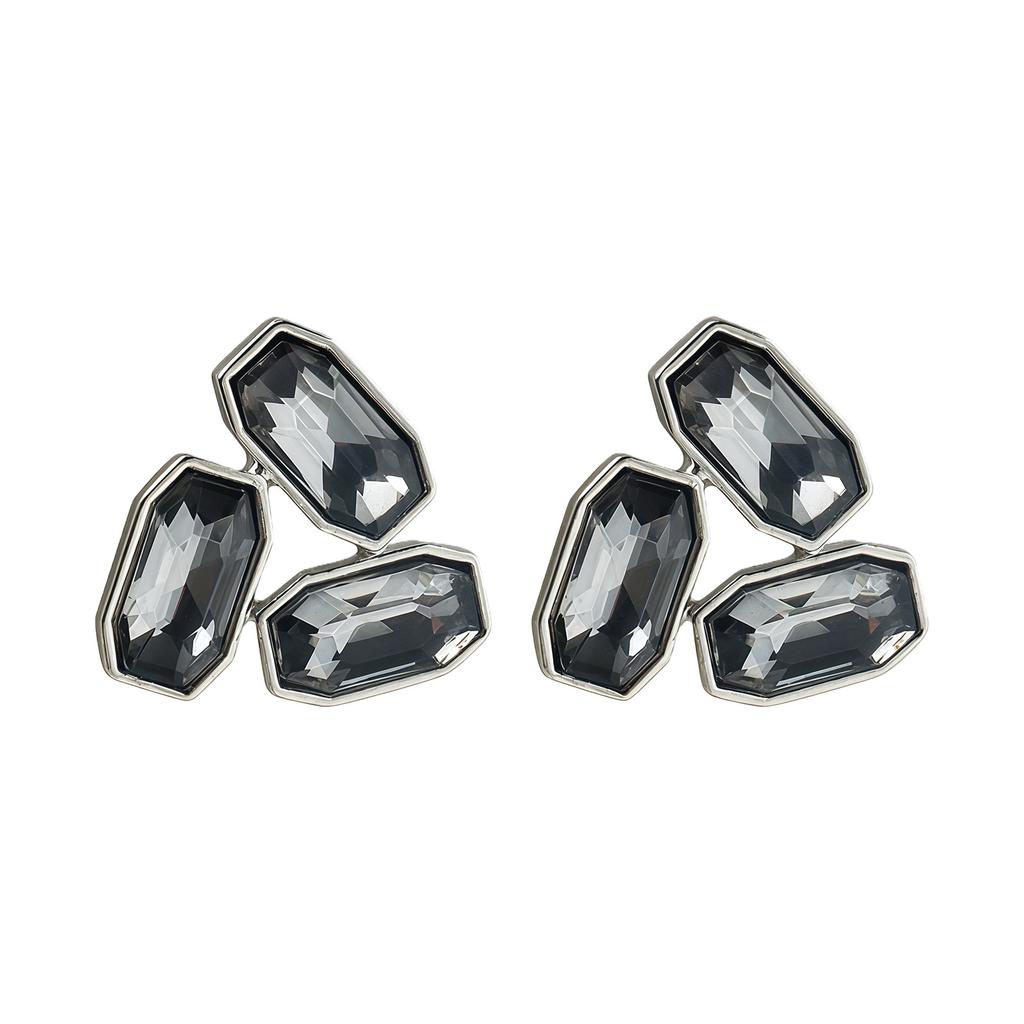 Safe Nontoxic Geometric Symmetrical Ear Studs in Zinc Alloy Ensuring All Day Comfort Without Irritation for Various Uses