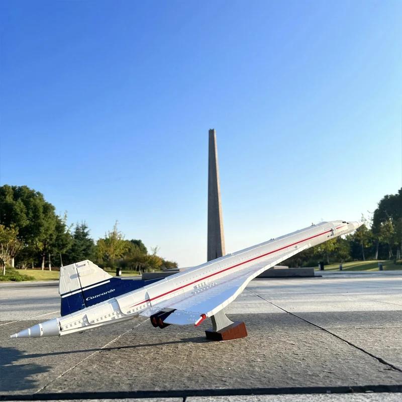 2083pcs Concorde Passenger Aircraft Large Creative Decoration Puzzle Building Blocks Toy Gift