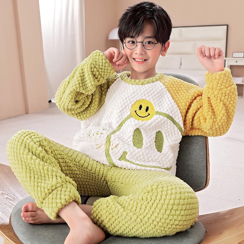 Flanell-Cartoon-Pyjama für Jungen - Langärmlig, Rundhalsausschnitt, Korallenfleece, Herbst/Winter