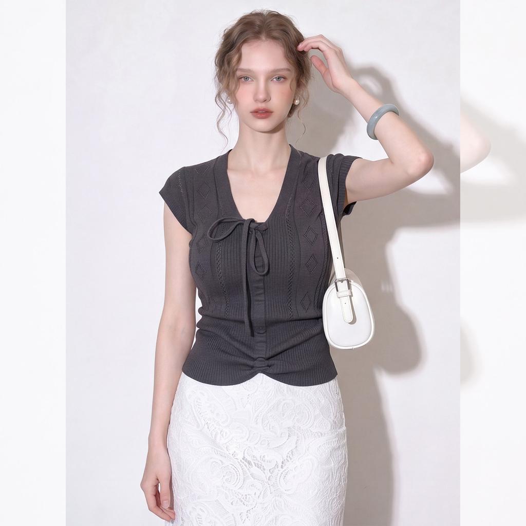 Grey v-neck lace-up small fly-sleeved front shoulder top women's summer ice silk knitted huge good-looking slim-fitting short-sleeved t-shirt