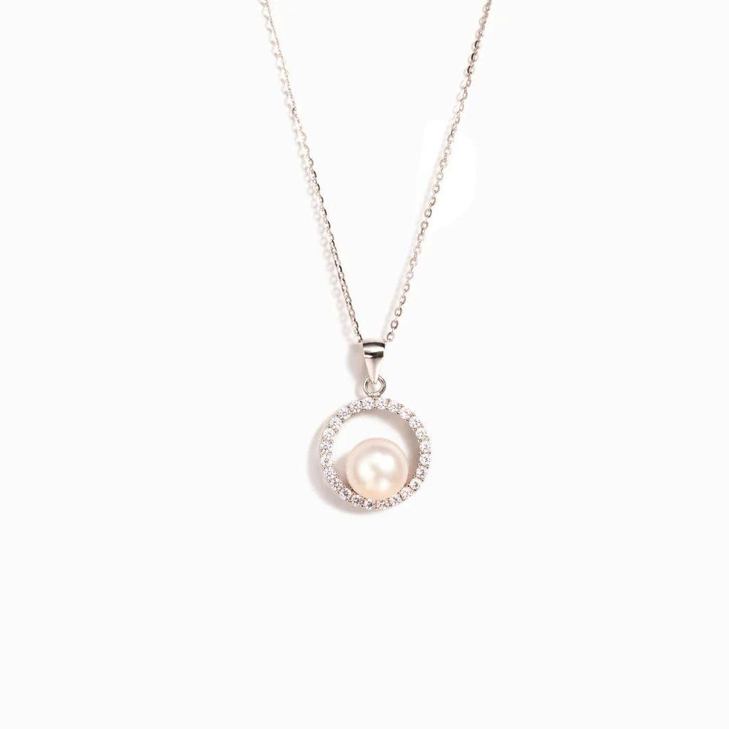 S925 Sterling Silver Freshwater Pearl Necklace with Diamond Accents - Elegant European and American Style Clavicle Chain for Women