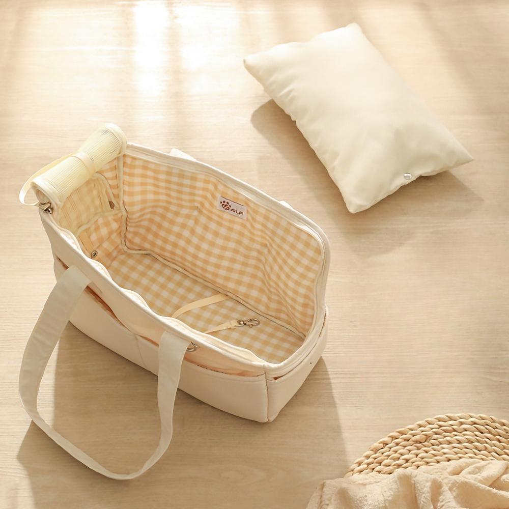 Pet Outing Bag Crossover Pet Backpack Cat Nest Dog Outdoor Travel Bag Dogs Accessories Dog Car Seat