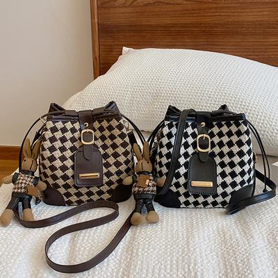 Women'S Bag Bucket Bag Niche Foreign Style Shoulder Bag Woolen Plaid Bucket Bag Fashionable Versatile Messenger Bag