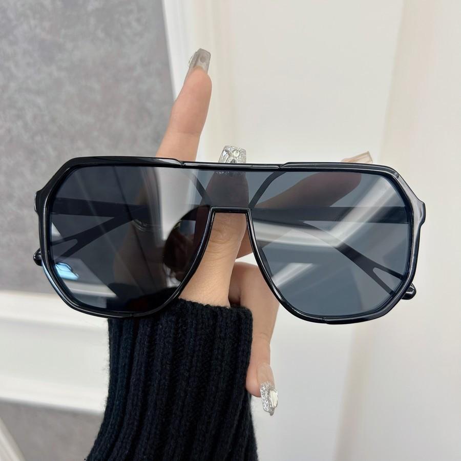 

Классические модные солнцезащитные очки Женские Мужские Other